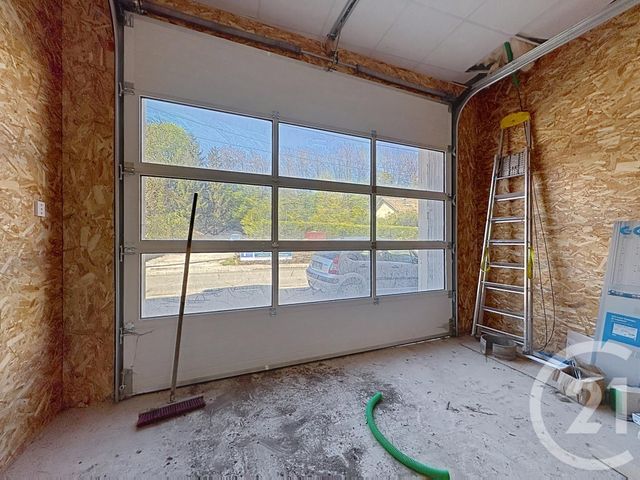 Appartement Local à louer - 2 pièces - 200.0 m2 - RONCHAMP - 70 - FRANCHE-COMTE - Century 21 Gsm Immo