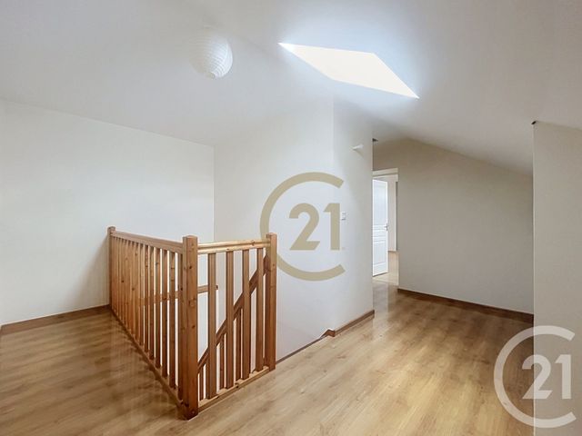 Appartement F4 à vendre - 4 pièces - 105.8 m2 - LURE - 70 - FRANCHE-COMTE - Century 21 Gsm Immo