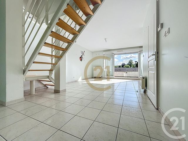 Appartement F3 à louer - 3 pièces - 64.87 m2 - HERICOURT - 70 - FRANCHE-COMTE - Century 21 Gsm Immo