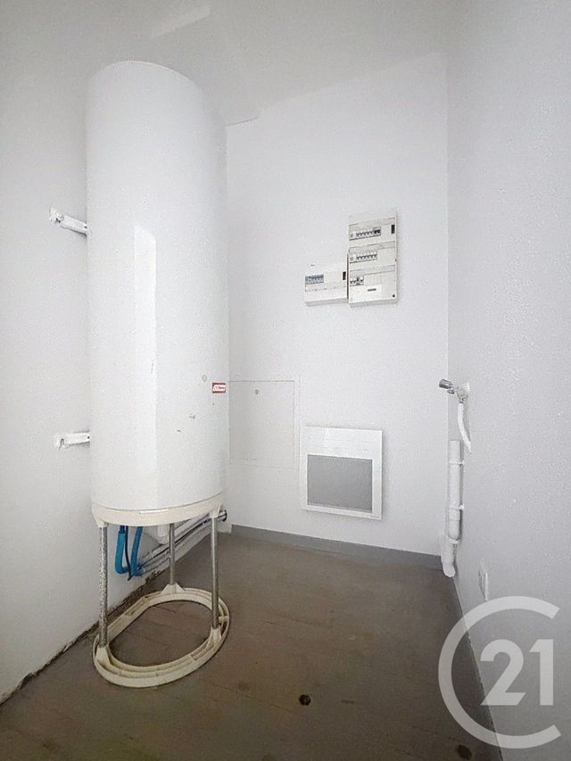 Appartement F2 à louer - 2 pièces - 54.71 m2 - LURE - 70 - FRANCHE-COMTE - Century 21 Gsm Immo
