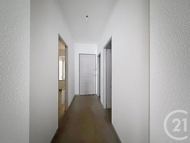 Appartement F2 à louer - 2 pièces - 54.71 m2 - LURE - 70 - FRANCHE-COMTE - Century 21 Gsm Immo