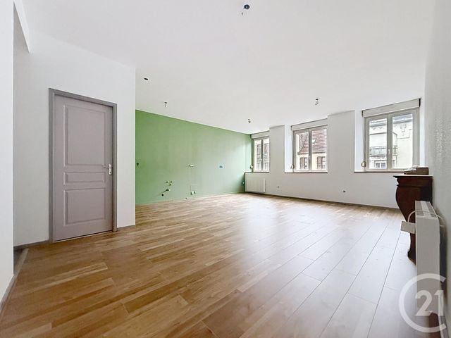 Appartement F2 à louer - 2 pièces - 54.71 m2 - LURE - 70 - FRANCHE-COMTE - Century 21 Gsm Immo