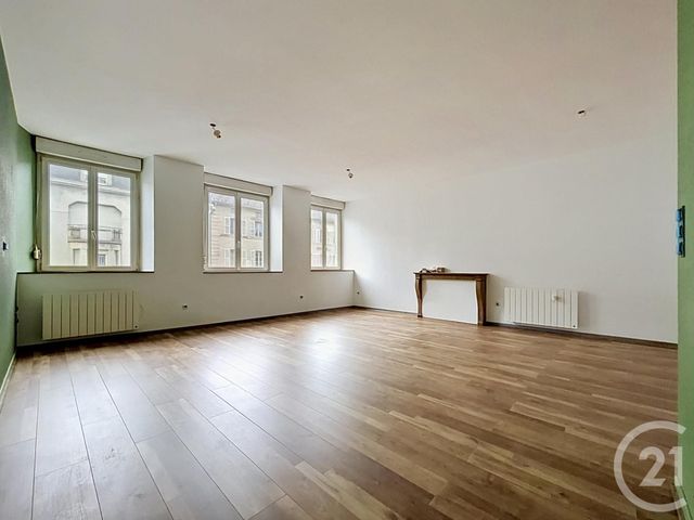 Appartement F2 à louer - 2 pièces - 54.71 m2 - LURE - 70 - FRANCHE-COMTE - Century 21 Gsm Immo