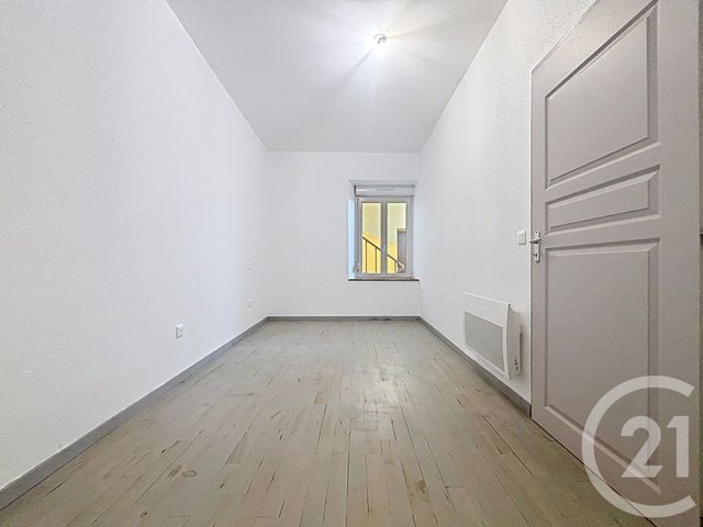 Appartement F2 à louer - 2 pièces - 54.71 m2 - LURE - 70 - FRANCHE-COMTE - Century 21 Gsm Immo