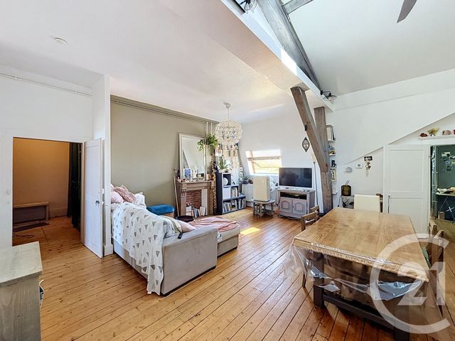 Appartement T5 à vendre - 5 pièces - 87.05 m2 - LURE - 70 - FRANCHE-COMTE - Century 21 Gsm Immo