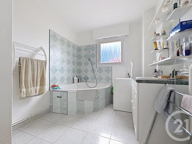 Appartement F2 à louer - 2 pièces - 61.1 m2 - HERICOURT - 70 - FRANCHE-COMTE - Century 21 Gsm Immo
