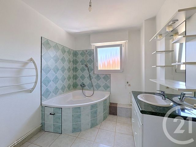 Appartement F2 à louer - 2 pièces - 61.1 m2 - HERICOURT - 70 - FRANCHE-COMTE - Century 21 Gsm Immo