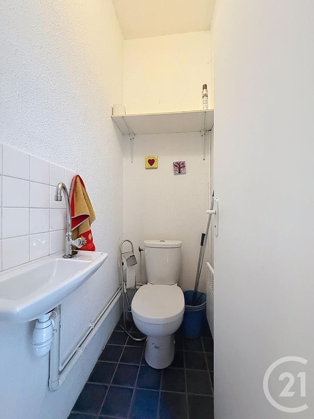 Appartement Local à louer - 2 pièces - 46.4 m2 - LURE - 70 - FRANCHE-COMTE - Century 21 Gsm Immo