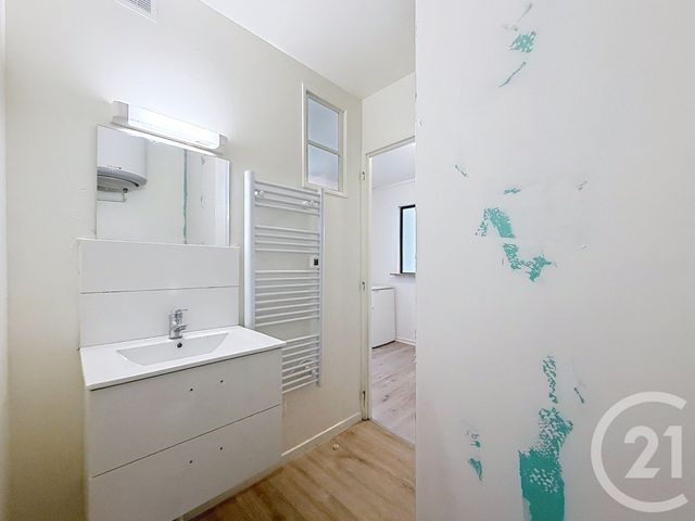 Appartement F1 à louer - 2 pièces - 23.24 m2 - LURE - 70 - FRANCHE-COMTE - Century 21 Gsm Immo