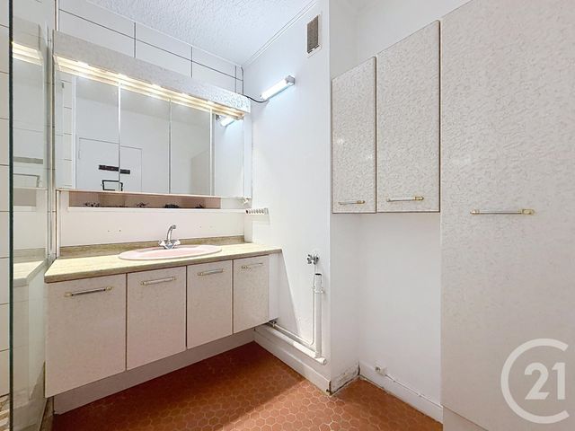 Appartement F3 à louer - 3 pièces - 64.8 m2 - LURE - 70 - FRANCHE-COMTE - Century 21 Gsm Immo