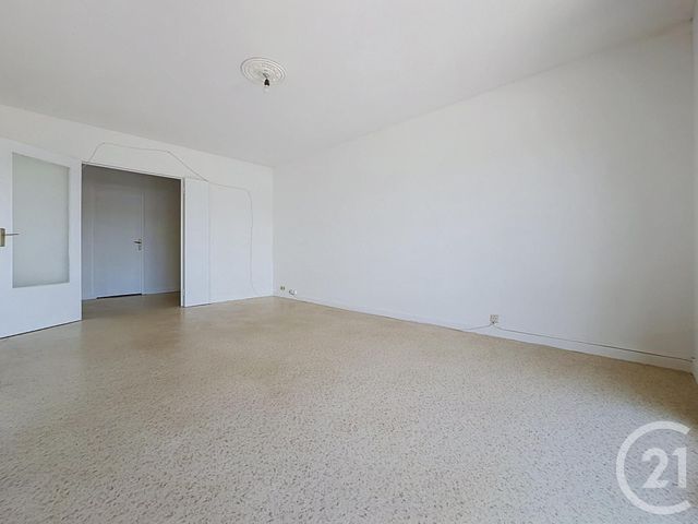 Appartement F3 à louer - 3 pièces - 64.8 m2 - LURE - 70 - FRANCHE-COMTE - Century 21 Gsm Immo
