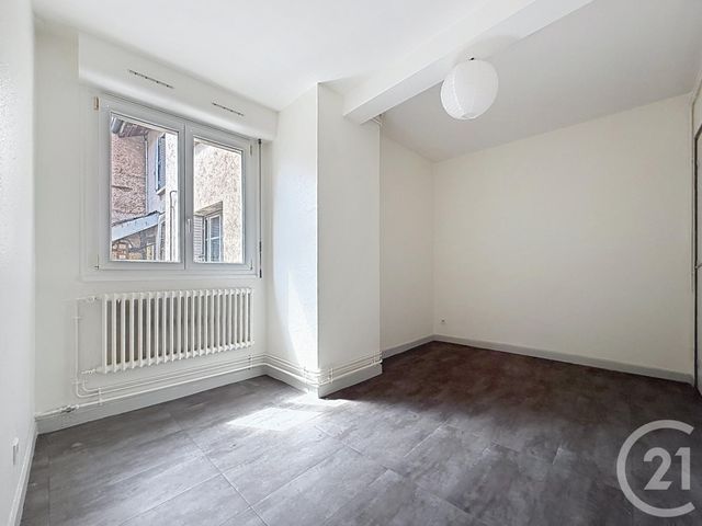 Appartement F4 à louer - 4 pièces - 87.0 m2 - LURE - 70 - FRANCHE-COMTE - Century 21 Gsm Immo