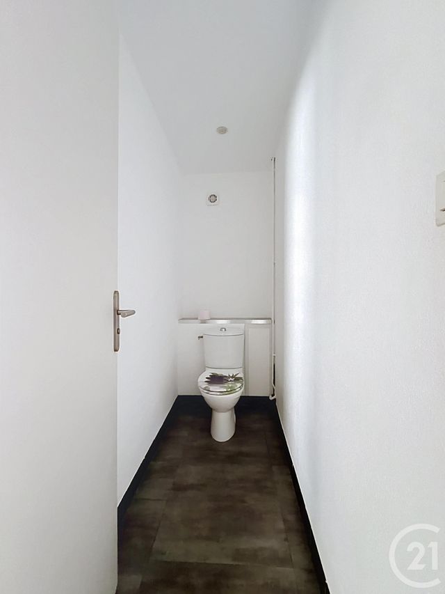 Appartement F4 à louer - 4 pièces - 87.0 m2 - LURE - 70 - FRANCHE-COMTE - Century 21 Gsm Immo