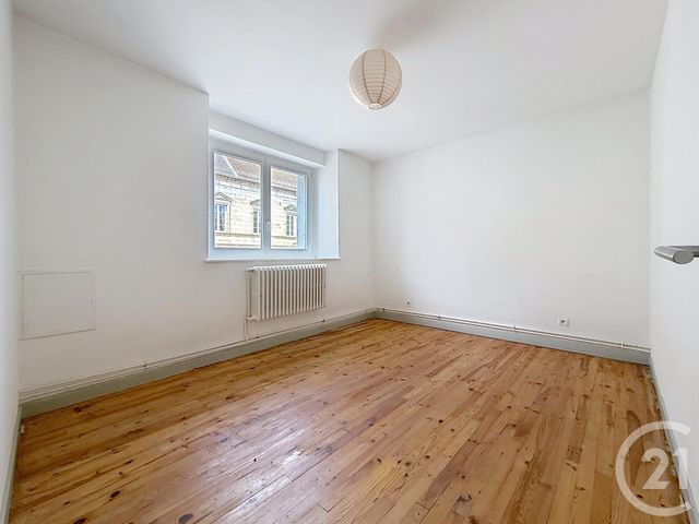 Appartement F4 à louer - 4 pièces - 87.0 m2 - LURE - 70 - FRANCHE-COMTE - Century 21 Gsm Immo
