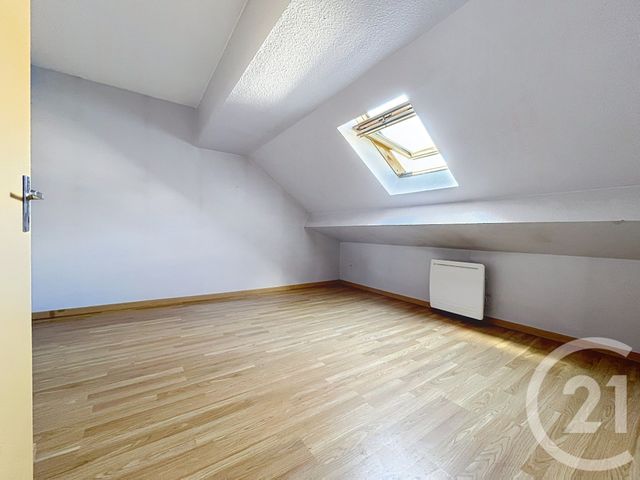 Appartement F2 à louer - 2 pièces - 30.48 m2 - LURE - 70 - FRANCHE-COMTE - Century 21 Gsm Immo