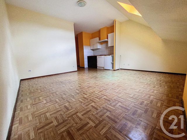 Appartement F2 à louer - 2 pièces - 30.48 m2 - LURE - 70 - FRANCHE-COMTE - Century 21 Gsm Immo