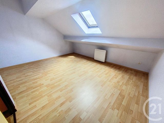 Appartement F2 à louer - 2 pièces - 30.48 m2 - LURE - 70 - FRANCHE-COMTE - Century 21 Gsm Immo