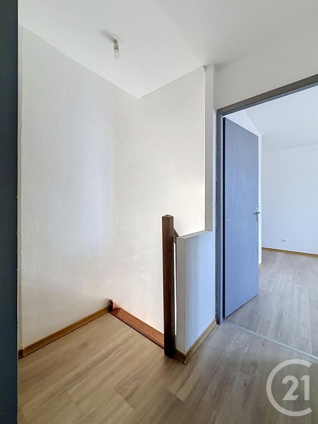 Appartement F3 à louer - 3 pièces - 68.83 m2 - LURE - 70 - FRANCHE-COMTE - Century 21 Gsm Immo