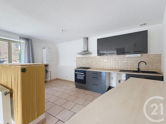 Appartement F3 à louer - 3 pièces - 68.83 m2 - LURE - 70 - FRANCHE-COMTE - Century 21 Gsm Immo
