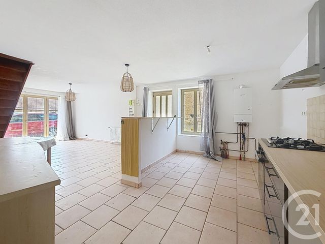 Appartement F3 à louer - 3 pièces - 68.83 m2 - LURE - 70 - FRANCHE-COMTE - Century 21 Gsm Immo