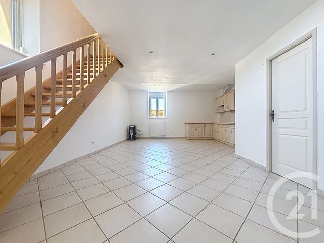 Appartement F3 à louer - 3 pièces - 59.3 m2 - LUXEUIL LES BAINS - 70 - FRANCHE-COMTE - Century 21 Gsm Immo
