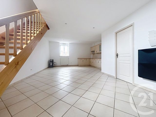 Appartement F3 à louer - 3 pièces - 59.3 m2 - LUXEUIL LES BAINS - 70 - FRANCHE-COMTE - Century 21 Gsm Immo