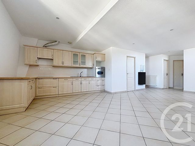 Appartement F3 à louer - 3 pièces - 59.3 m2 - LUXEUIL LES BAINS - 70 - FRANCHE-COMTE - Century 21 Gsm Immo