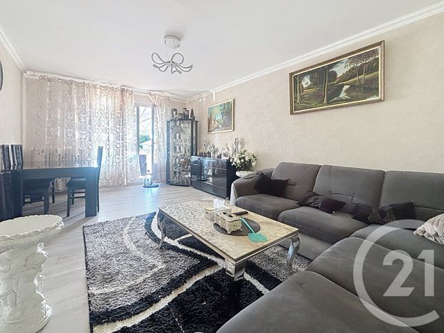 maison à louer - 7 pièces - 117.61 m2 - VESOUL - 70 - FRANCHE-COMTE - Century 21 Gsm Immo