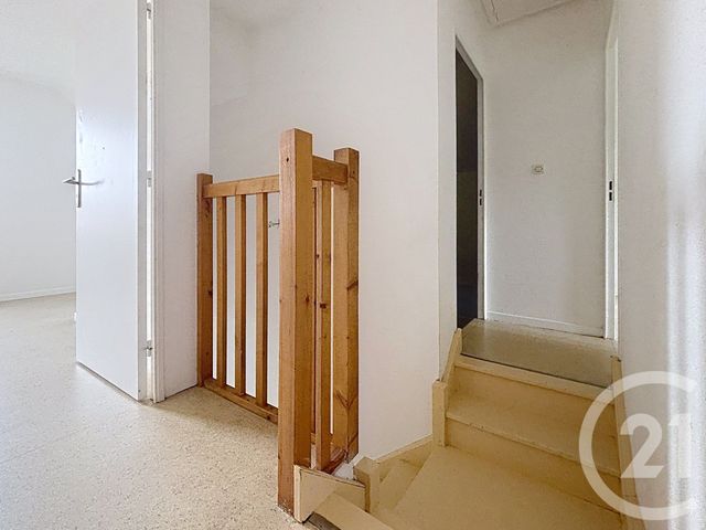 maison à louer - 4 pièces - 86.64 m2 - VESOUL - 70 - FRANCHE-COMTE - Century 21 Gsm Immo