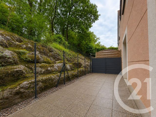 maison à louer - 4 pièces - 86.64 m2 - VESOUL - 70 - FRANCHE-COMTE - Century 21 Gsm Immo