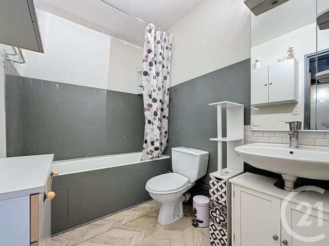 Appartement F1 à louer - 1 pièce - 28.46 m2 - VESOUL - 70 - FRANCHE-COMTE - Century 21 Gsm Immo