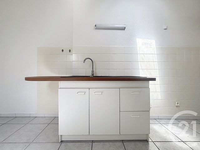 Appartement F2 à louer - 2 pièces - 45.0 m2 - LURE - 70 - FRANCHE-COMTE - Century 21 Gsm Immo