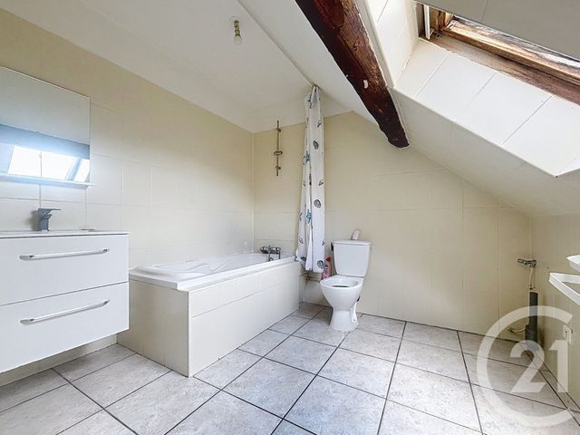 Appartement F2 à louer - 2 pièces - 45.0 m2 - LURE - 70 - FRANCHE-COMTE - Century 21 Gsm Immo