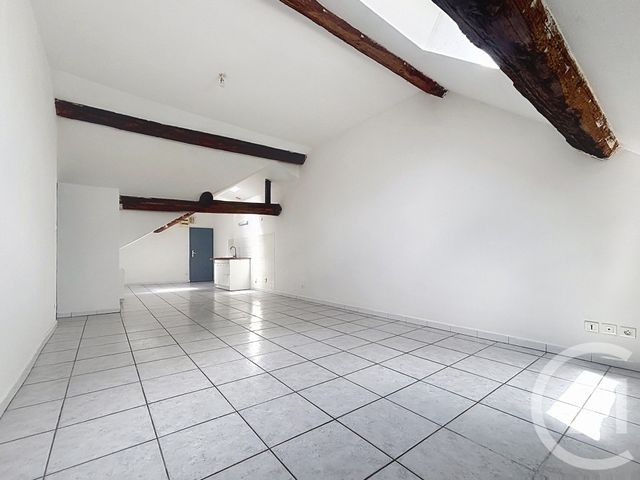 Appartement F2 à louer - 2 pièces - 45.0 m2 - LURE - 70 - FRANCHE-COMTE - Century 21 Gsm Immo