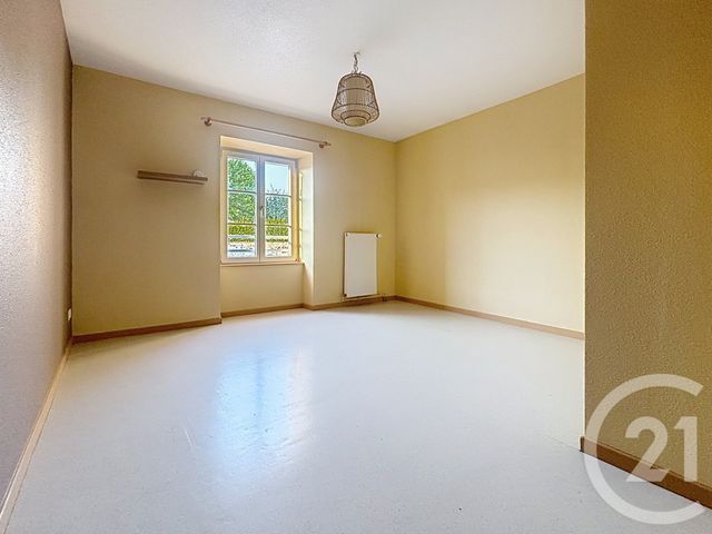 Appartement F3 à louer - 3 pièces - 69.0 m2 - SAULX - 70 - FRANCHE-COMTE - Century 21 Gsm Immo