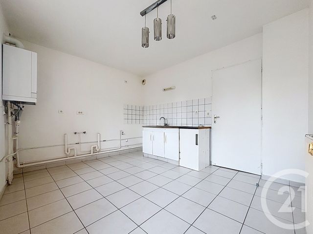 Appartement F3 à louer - 3 pièces - 69.0 m2 - SAULX - 70 - FRANCHE-COMTE - Century 21 Gsm Immo