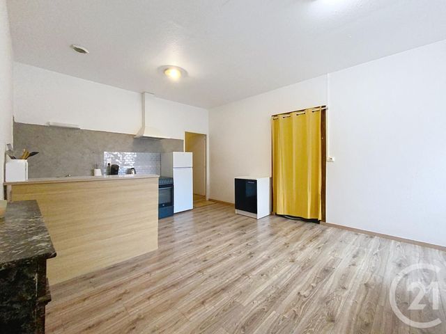 Appartement F3 à louer - 3 pièces - 84.2 m2 - LUXEUIL LES BAINS - 70 - FRANCHE-COMTE - Century 21 Gsm Immo