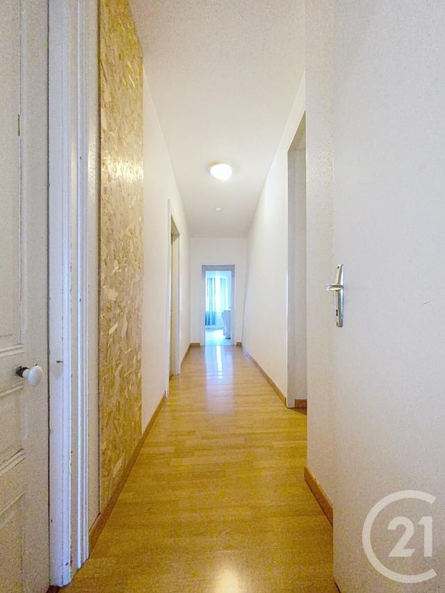 Appartement F3 à louer - 3 pièces - 84.2 m2 - LUXEUIL LES BAINS - 70 - FRANCHE-COMTE - Century 21 Gsm Immo