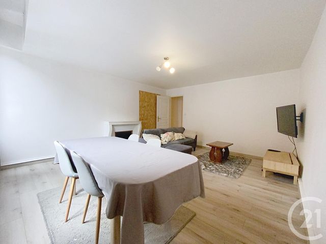 Appartement F3 à louer - 3 pièces - 84.2 m2 - LUXEUIL LES BAINS - 70 - FRANCHE-COMTE - Century 21 Gsm Immo