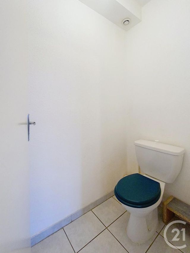 Appartement F3 à louer - 3 pièces - 72.27 m2 - ST SAUVEUR - 70 - FRANCHE-COMTE - Century 21 Gsm Immo