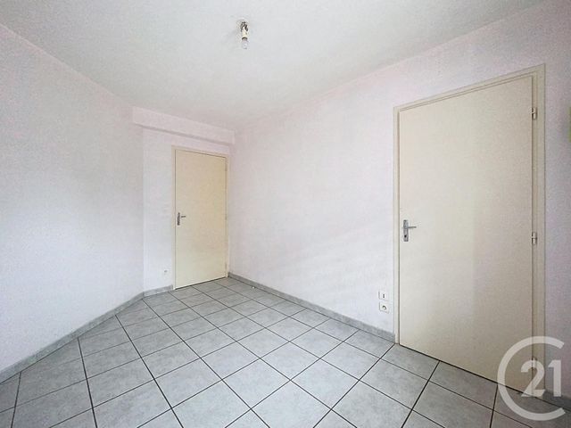 Appartement F3 à louer - 3 pièces - 72.27 m2 - ST SAUVEUR - 70 - FRANCHE-COMTE - Century 21 Gsm Immo