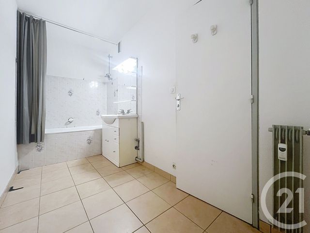 Appartement F2 à louer - 2 pièces - 50.66 m2 - LUXEUIL LES BAINS - 70 - FRANCHE-COMTE - Century 21 Les Portes De L'Est