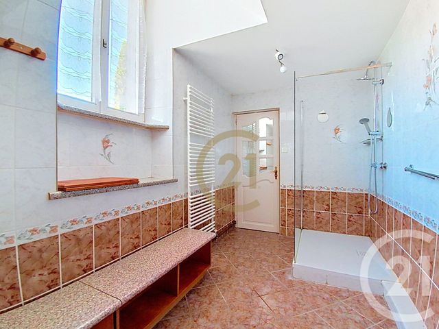 maison à vendre - 6 pièces - 207.2 m2 - FOUGEROLLES - 70 - FRANCHE-COMTE - Century 21 Gsm Immo