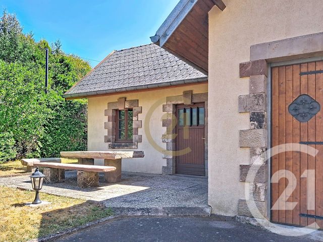 maison à vendre - 6 pièces - 207.2 m2 - FOUGEROLLES - 70 - FRANCHE-COMTE - Century 21 Gsm Immo