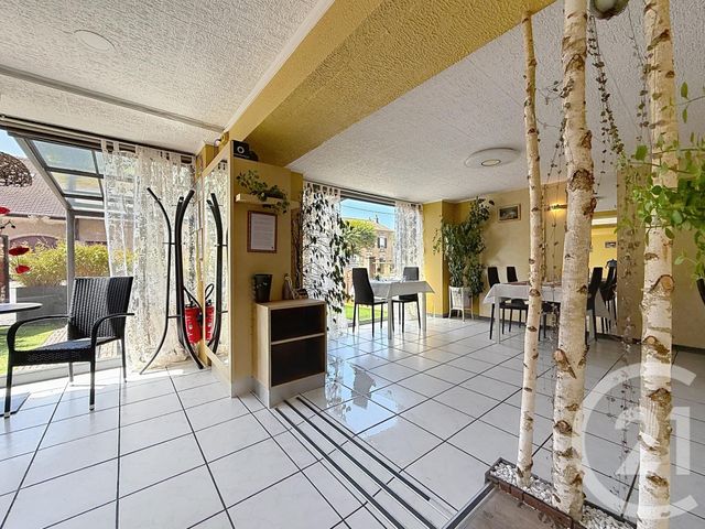 commerce à louer - 181.5 m2 - LURE - 70 - FRANCHE-COMTE - Century 21 Gsm Immo