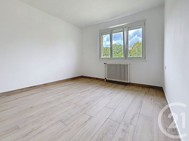 maison à louer - 6 pièces - 133.51 m2 - ST SAUVEUR - 70 - FRANCHE-COMTE - Century 21 Gsm Immo