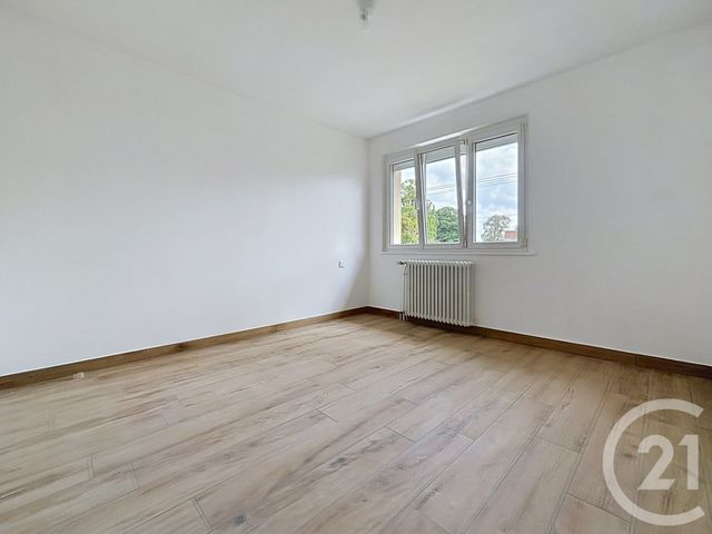 maison à louer - 6 pièces - 133.51 m2 - ST SAUVEUR - 70 - FRANCHE-COMTE - Century 21 Gsm Immo
