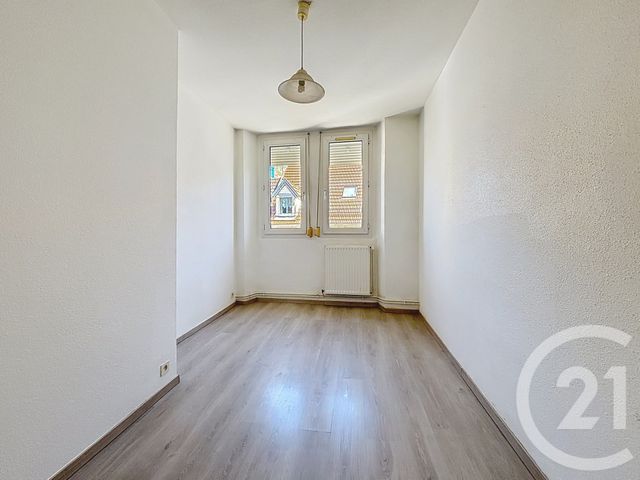 Appartement F3 à louer - 3 pièces - 59.22 m2 - VESOUL - 70 - FRANCHE-COMTE - Century 21 Gsm Immo