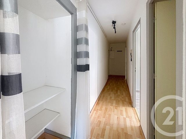 Appartement F3 à louer - 3 pièces - 59.22 m2 - VESOUL - 70 - FRANCHE-COMTE - Century 21 Gsm Immo