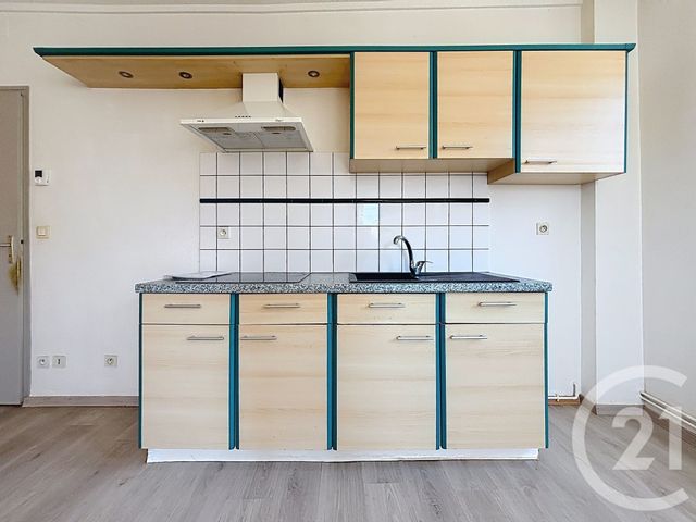 Appartement F3 à louer - 3 pièces - 59.22 m2 - VESOUL - 70 - FRANCHE-COMTE - Century 21 Gsm Immo